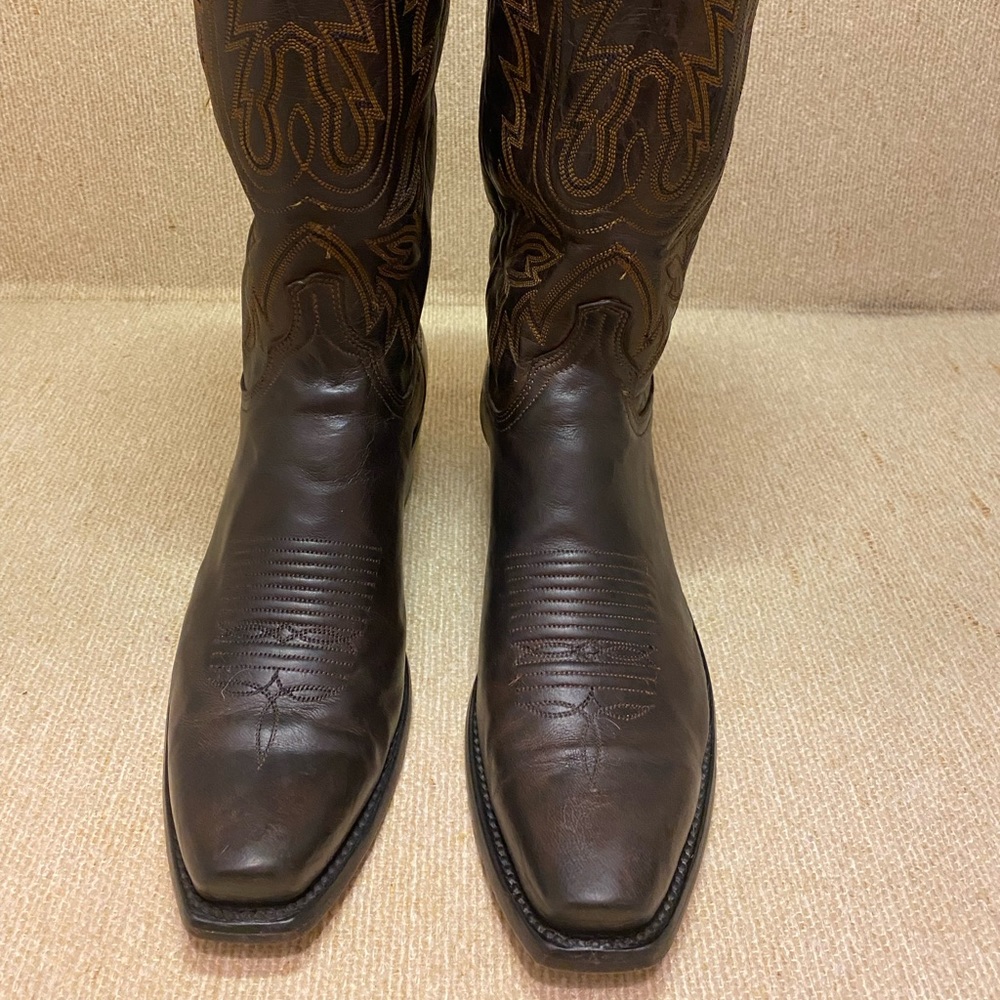 Lucchese
